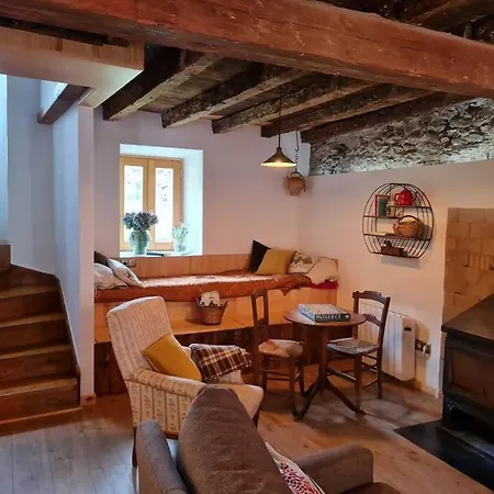 Casa De Cristina En Les